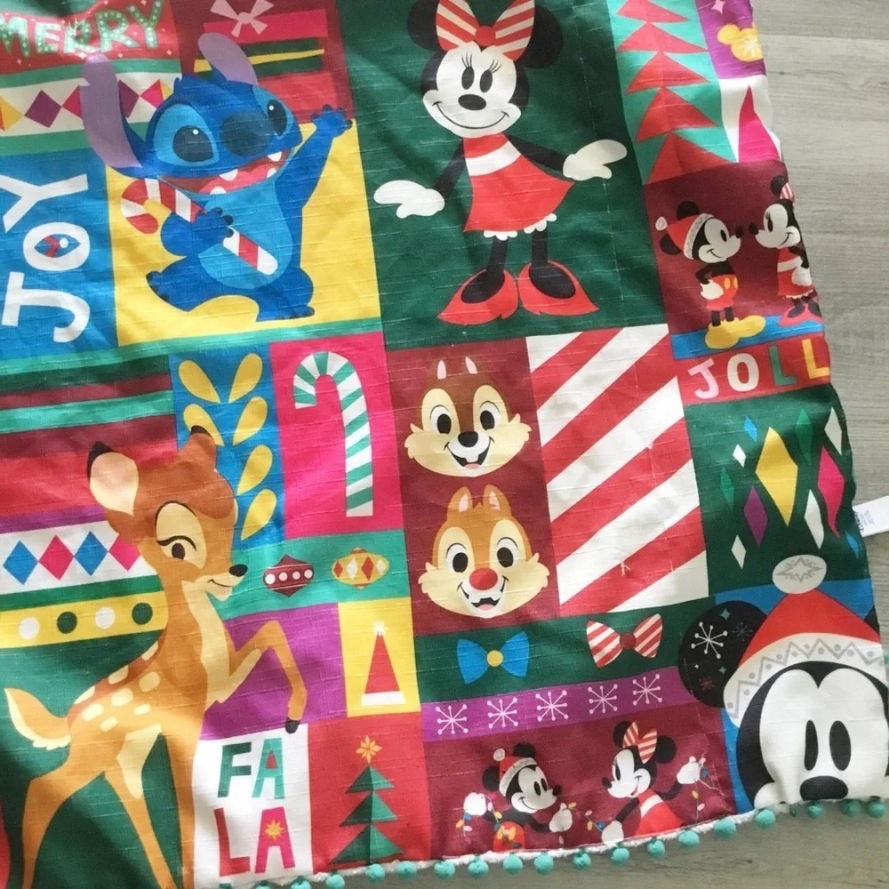 Disney Mickey Minnie Christmas Movie  Throw Blanket Xmas